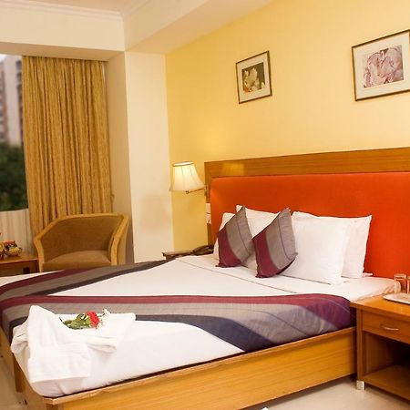 Ramanashree Brunton Hotel Bangalore Exterior foto