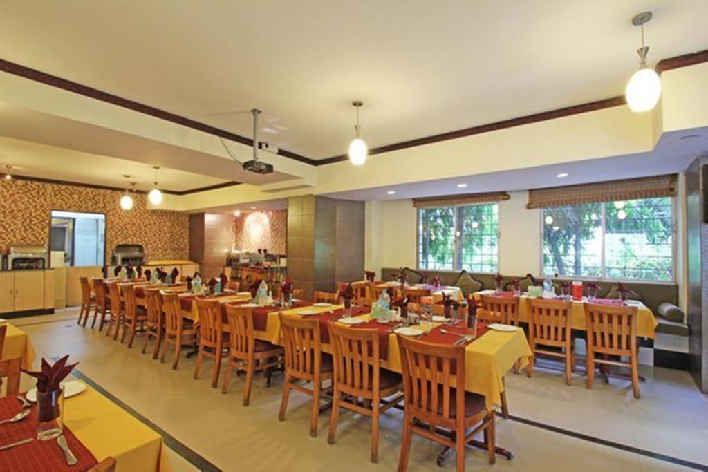 Ramanashree Brunton Hotel Bangalore Exterior foto